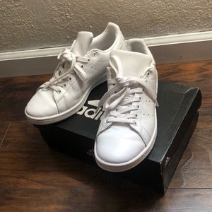 Adidas Stan Smith white shoes. Size 8